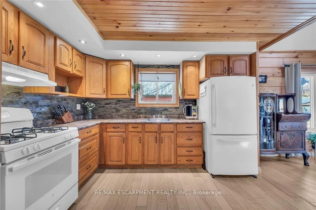 Photo 17 of 109 Mcnab Street E, Norfolk, Port Dover — HOMEH