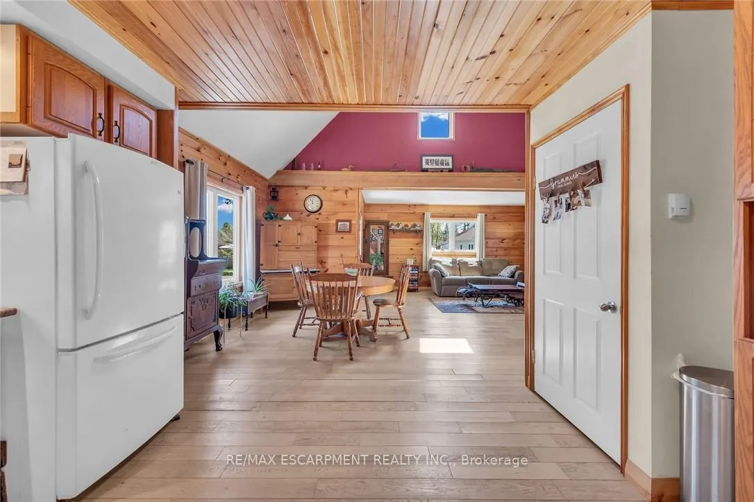 Photo 18 of 109 Mcnab Street E, Norfolk, Port Dover — HOMEH