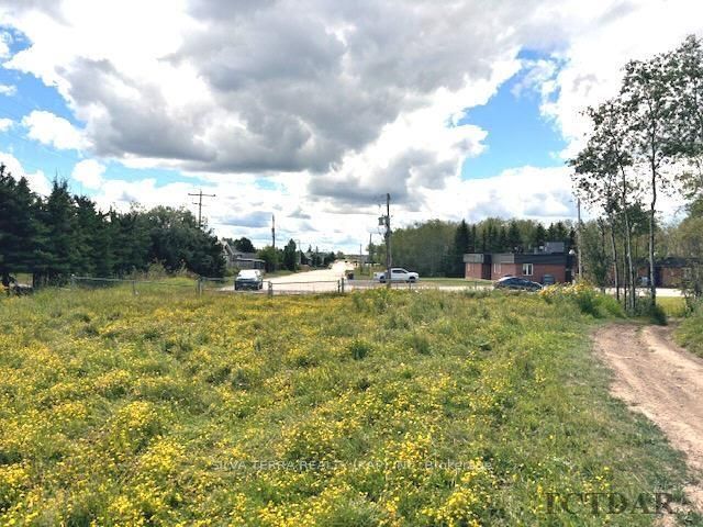 Photo 26 of 97 Brunetville Road, Kapuskasing — HOMEH