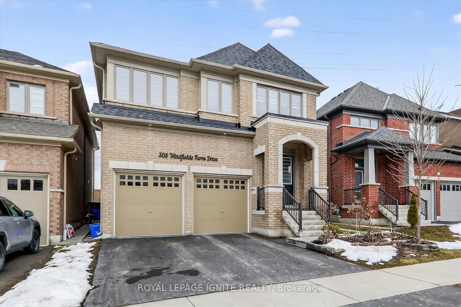 Photo 3 of 308 Windfields Farm Drive W, Oshawa, Windfields — HOMEH