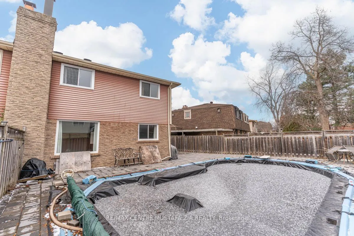 Photo 22 of 3025 Oslo Crescent, Mississauga, Meadowvale — HOMEH