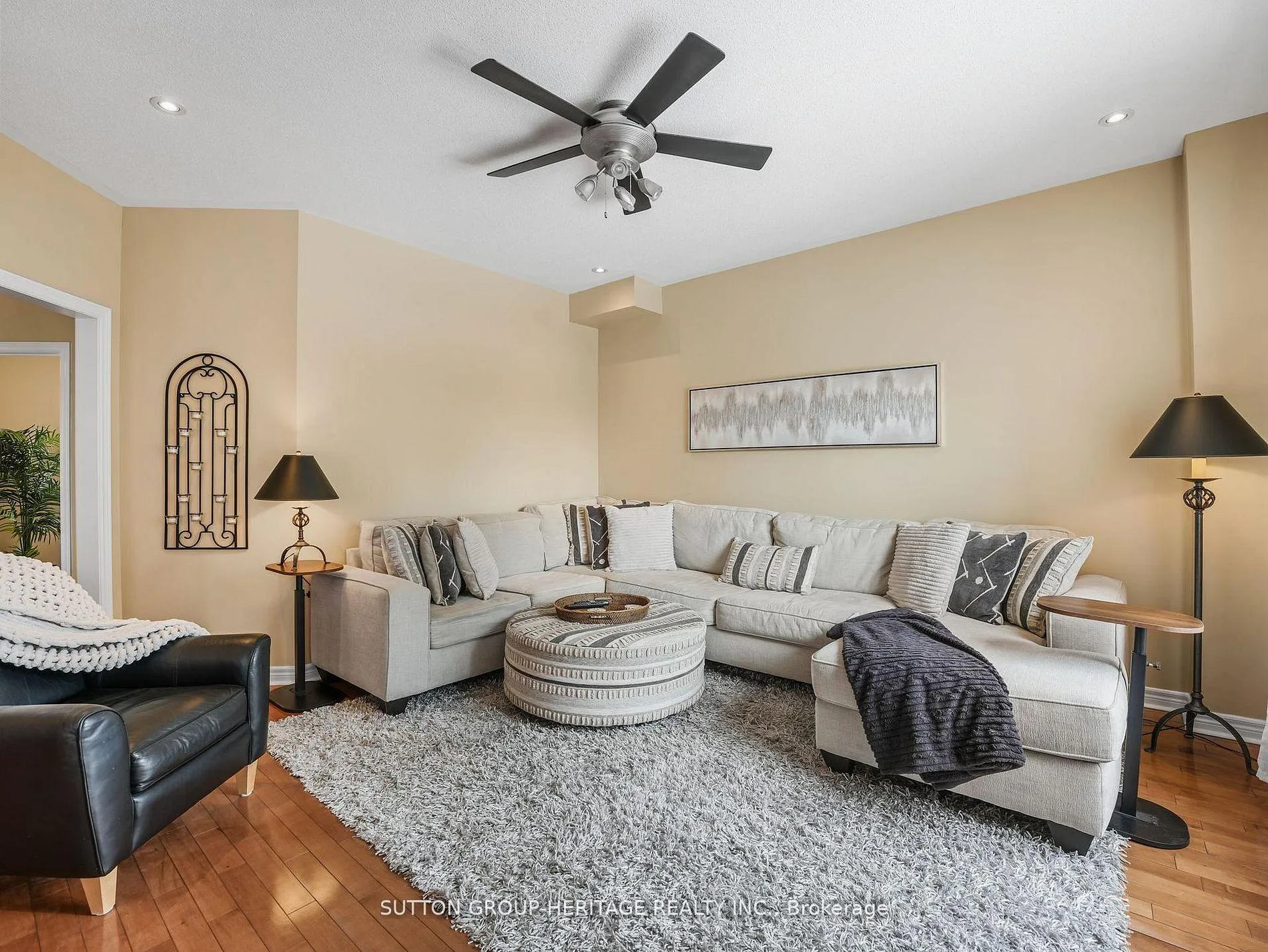 Photo 7 of 21 Sheldon Drive, Ajax, Central — HOMEH