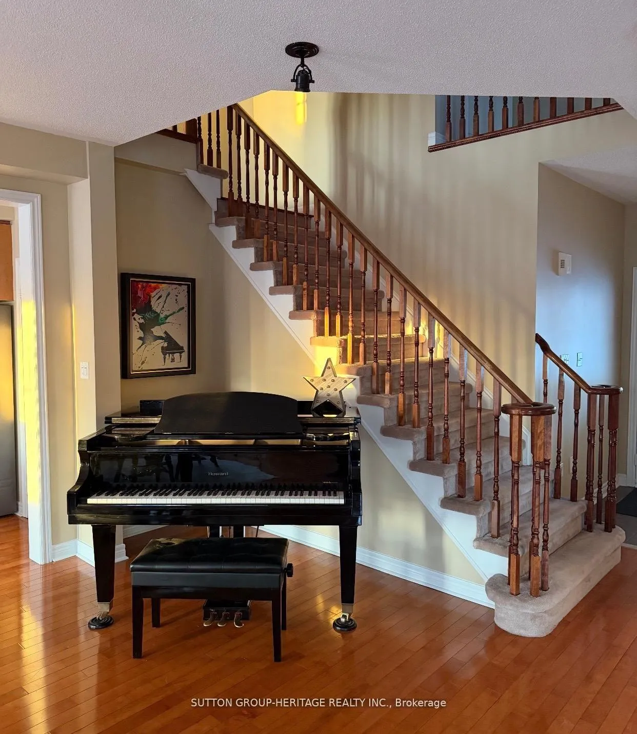 Photo 9 of 21 Sheldon Drive, Ajax, Central — HOMEH