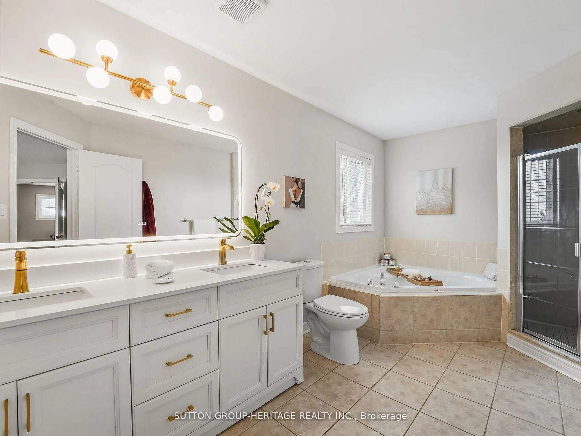 Photo 19 of 21 Sheldon Drive, Ajax, Central — HOMEH