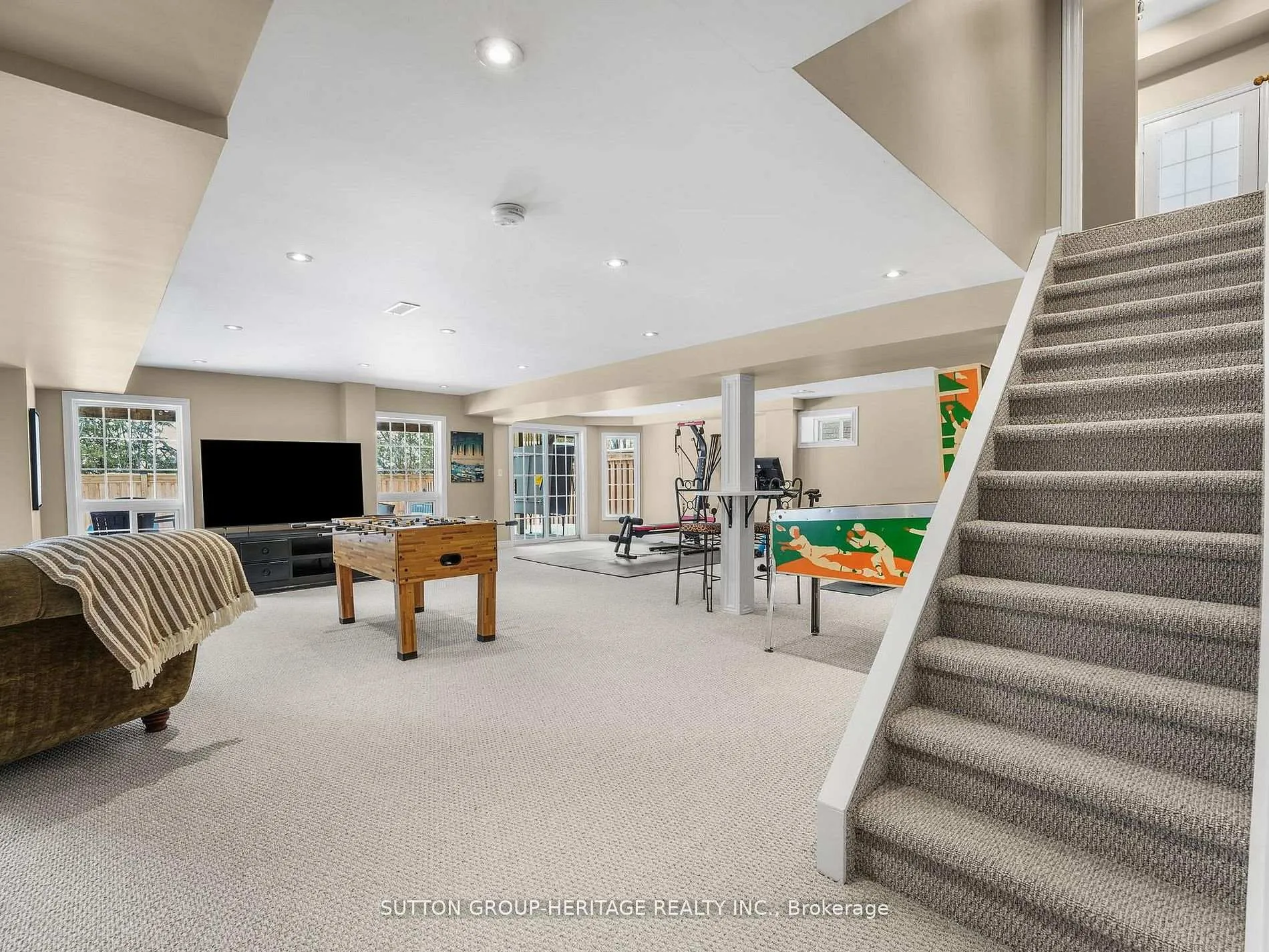 Photo 32 of 21 Sheldon Drive, Ajax, Central — HOMEH