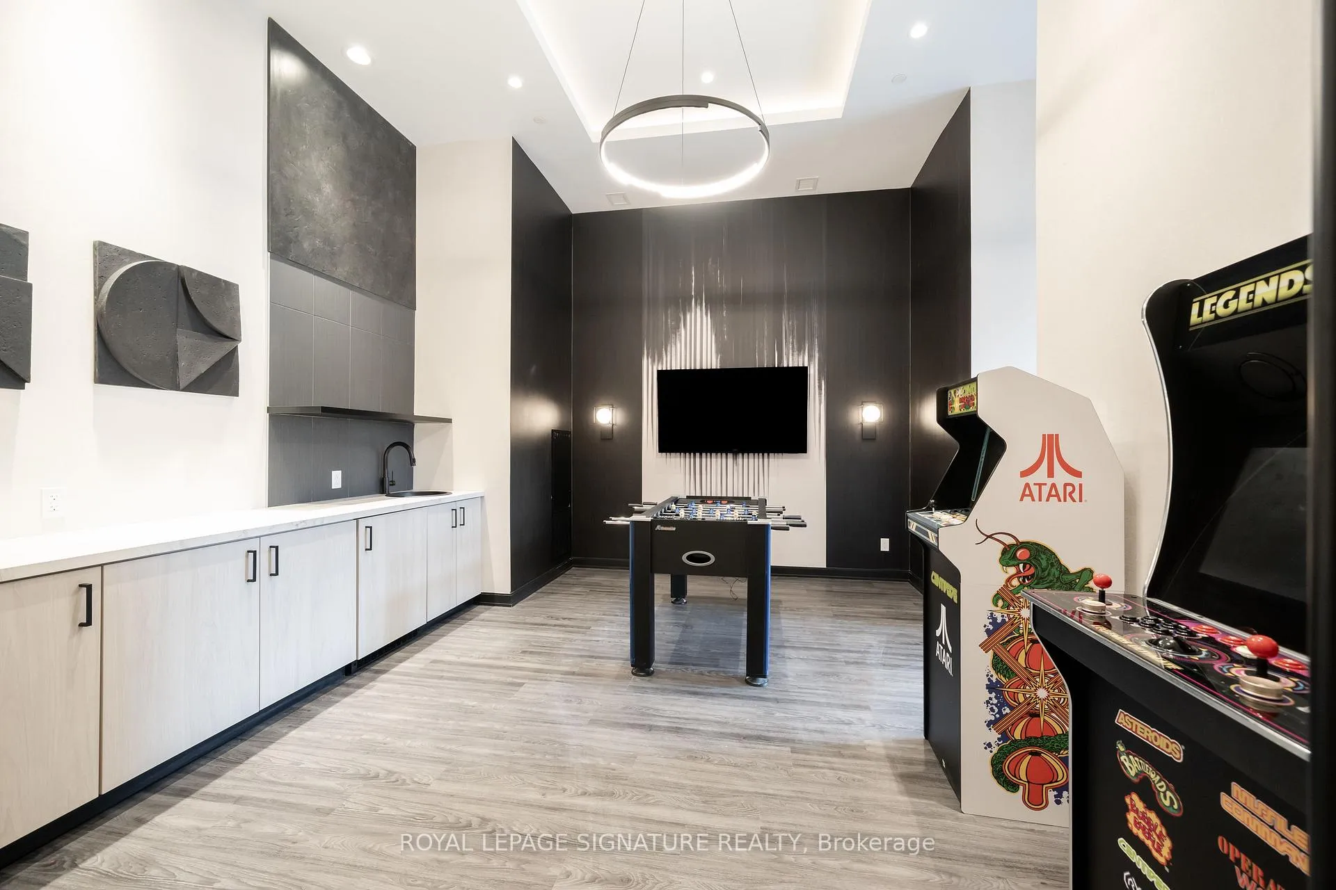 Photo 29 of Unit 2304B, 8020 Derry Road, Milton, Coates — HOMEH