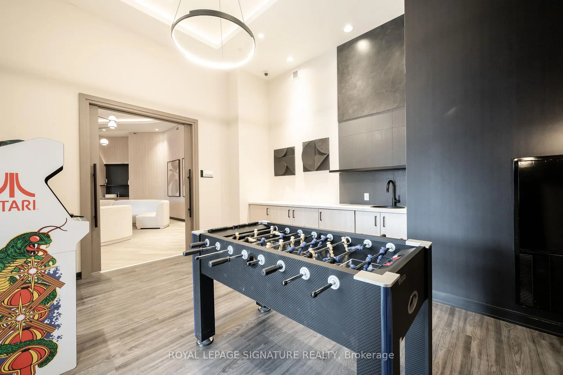 Photo 31 of Unit 2304B, 8020 Derry Road, Milton, Coates — HOMEH