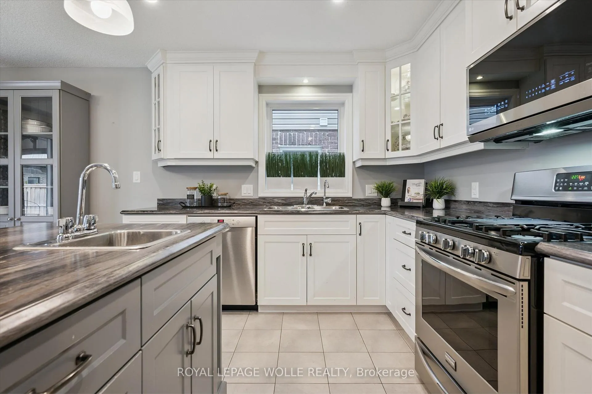 Photo 15 of 75 Woodberry Crescent, Woolwich — HOMEH