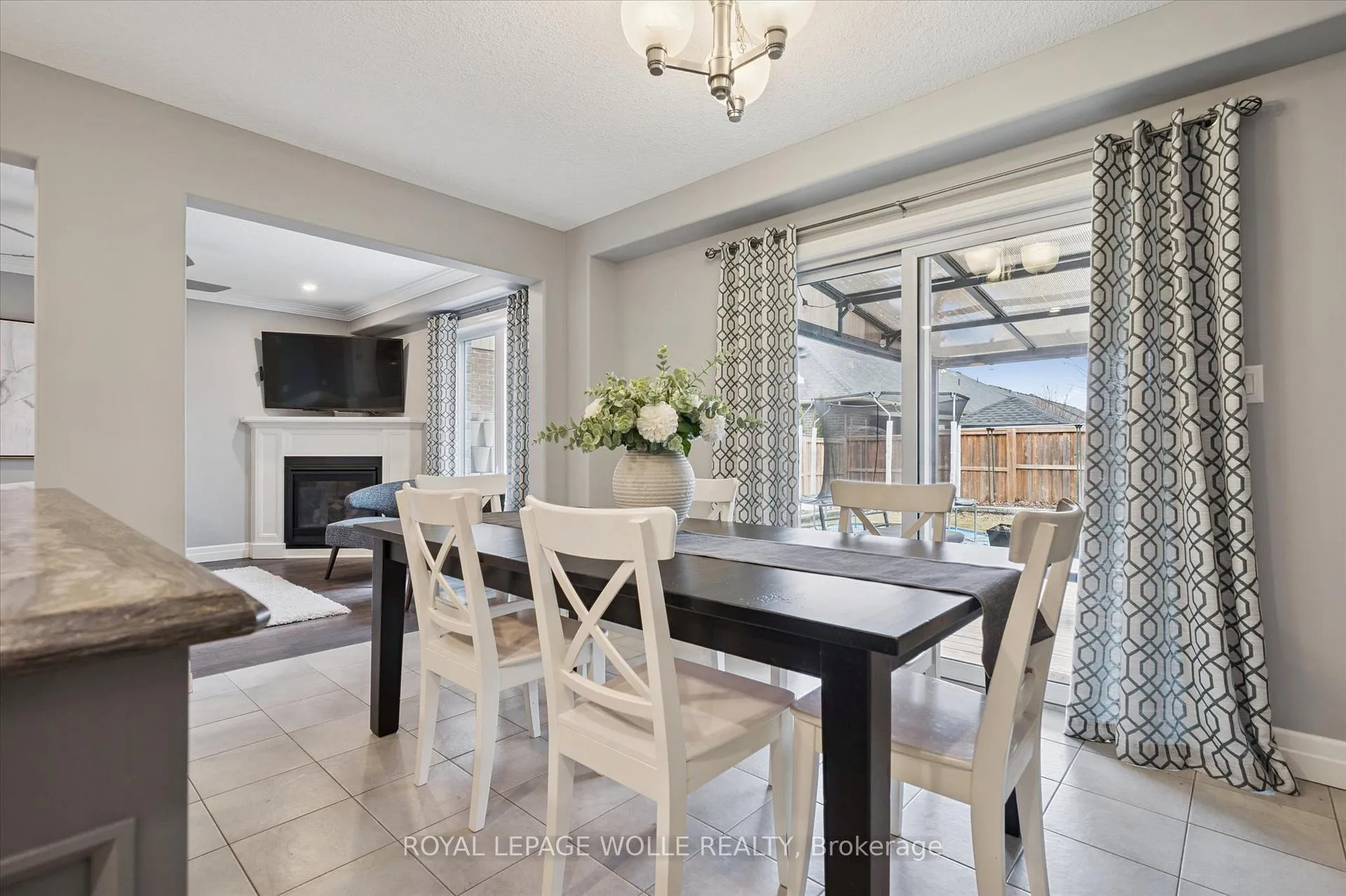 Photo 17 of 75 Woodberry Crescent, Woolwich — HOMEH