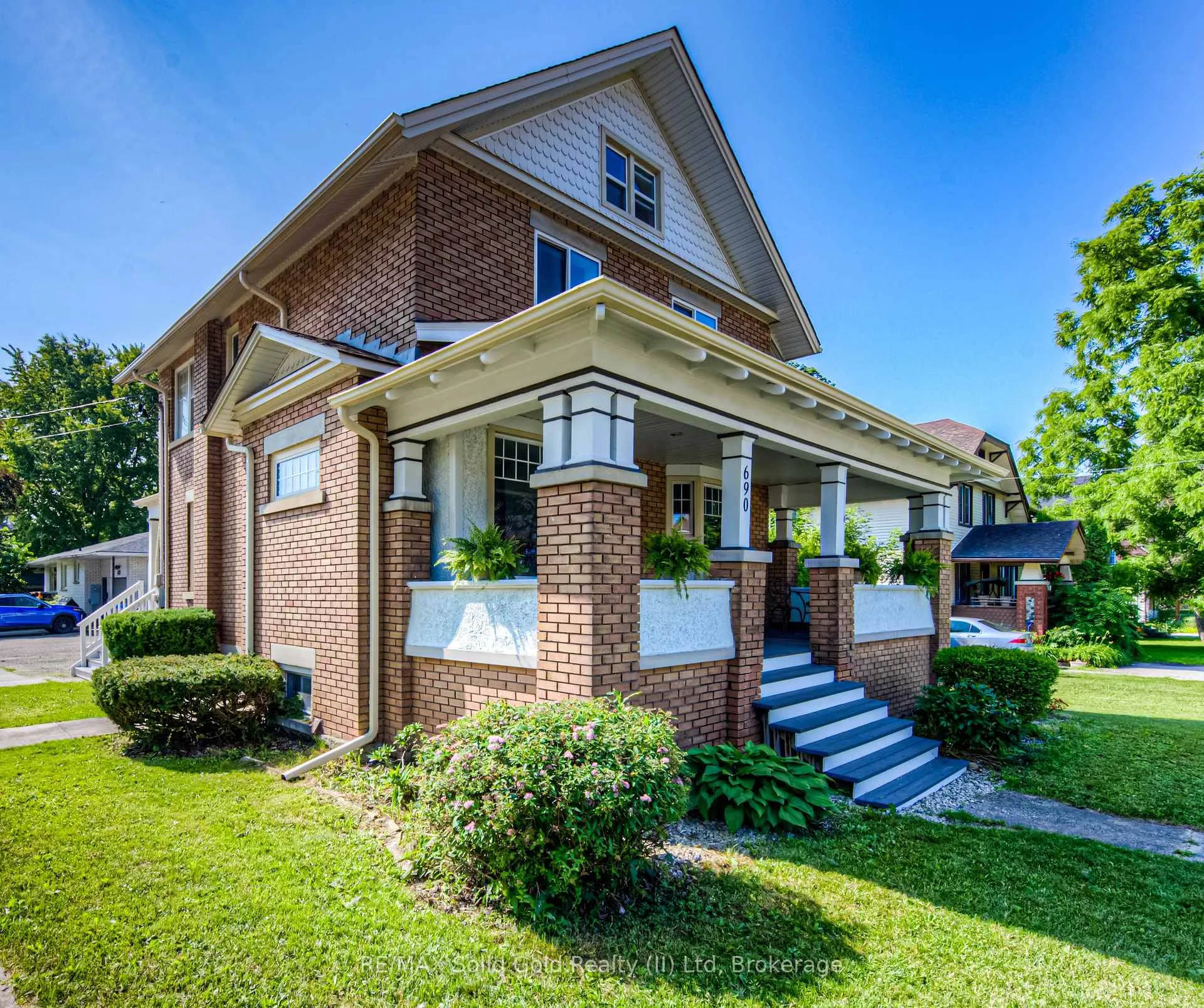 Photo 3 of 690 Wallace Avenue N, North Perth, Listowel — HOMEH