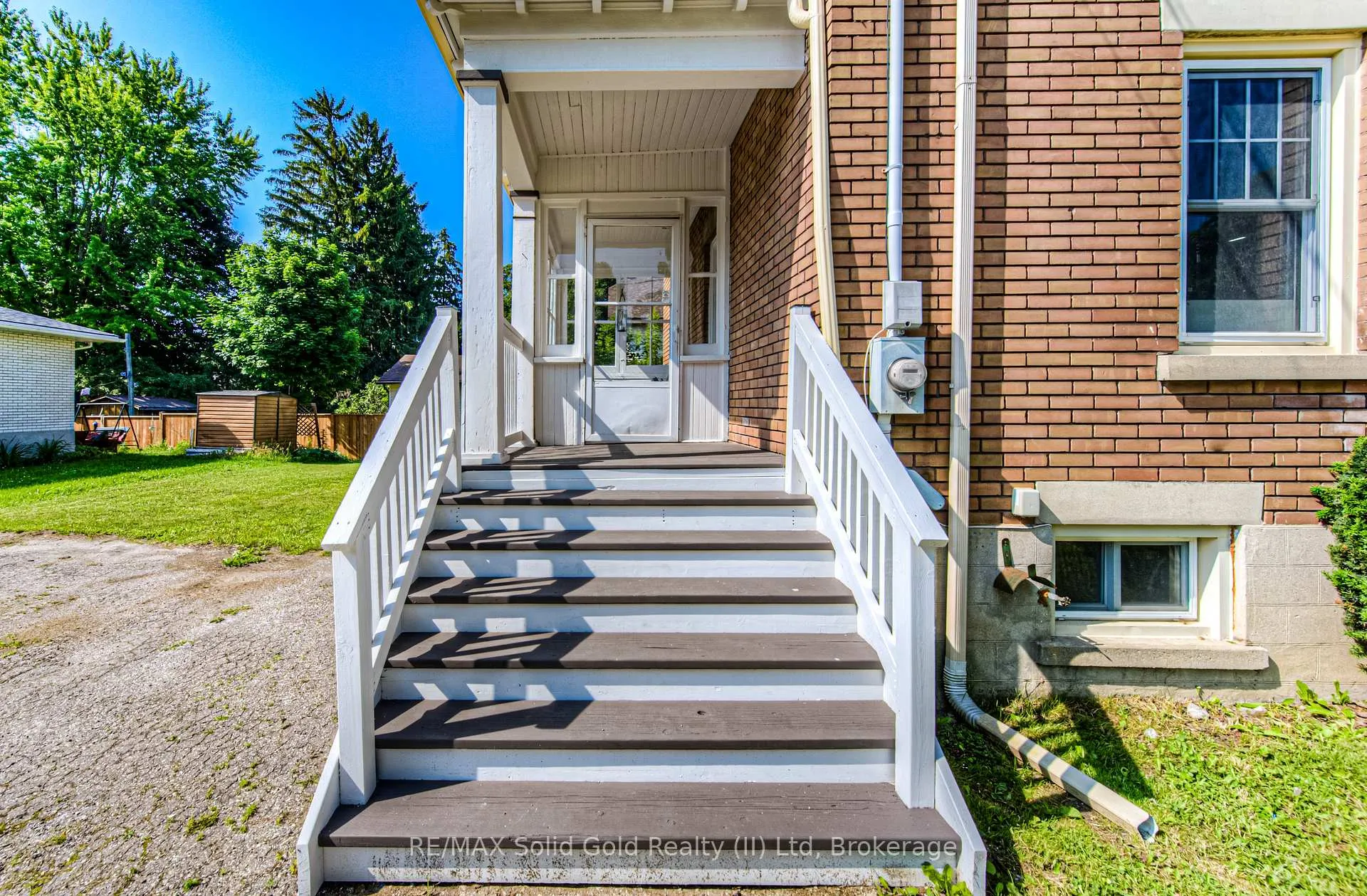 Photo 31 of 690 Wallace Avenue N, North Perth, Listowel — HOMEH
