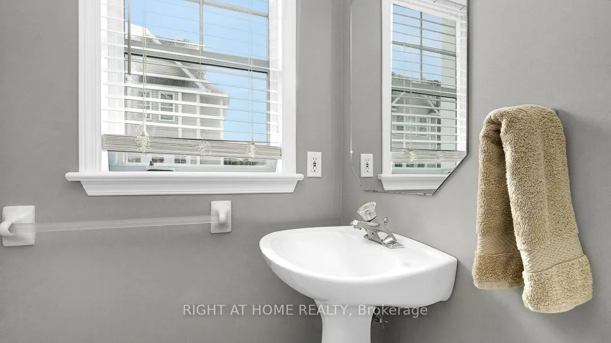 Photo 21 of Unit 3, 825 Grenon Avenue, Ottawa, Britannia Heights — HOMEH