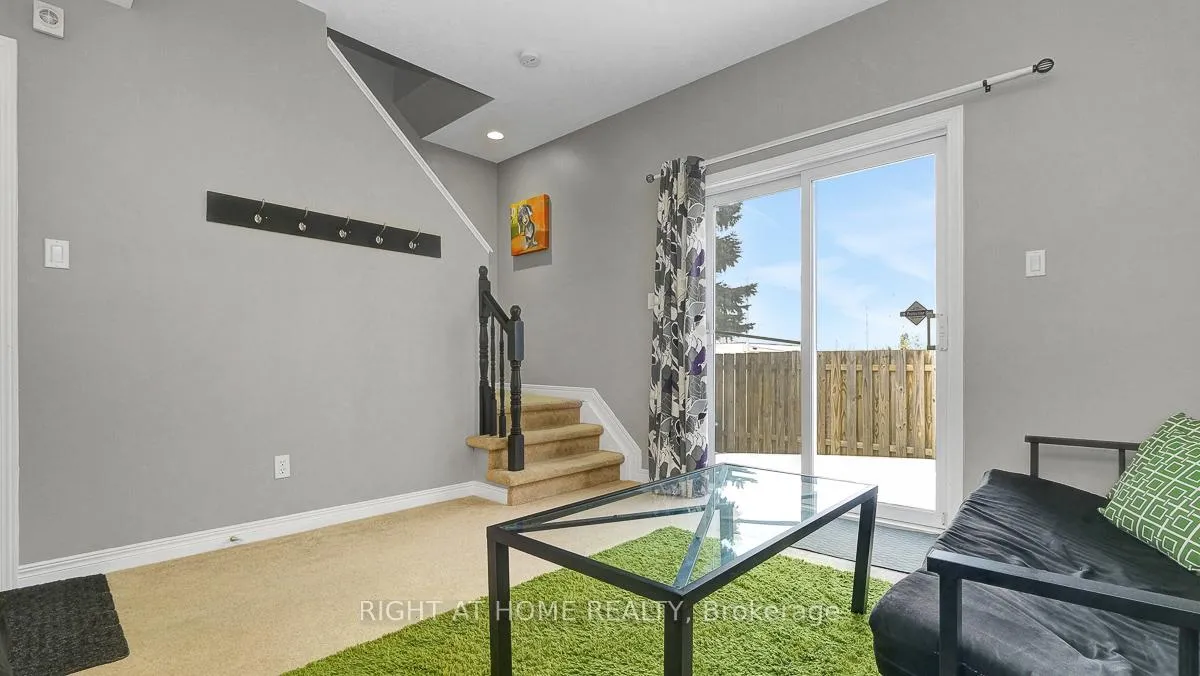 Photo 33 of Unit 3, 825 Grenon Avenue, Ottawa, Britannia Heights — HOMEH
