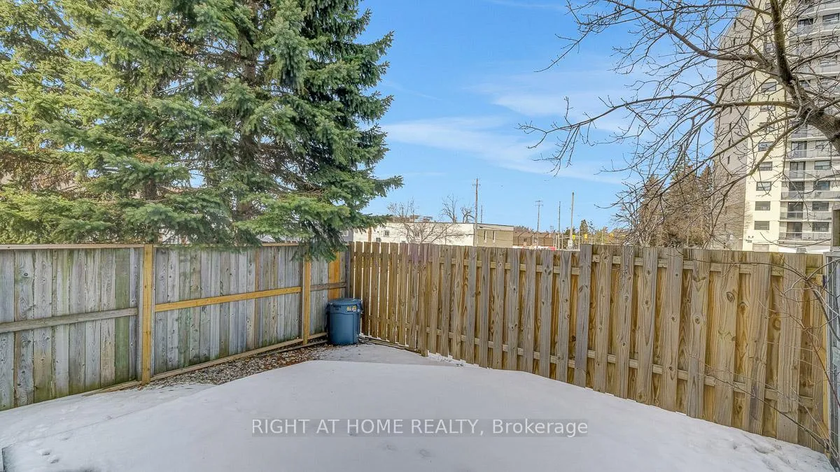 Photo 35 of Unit 3, 825 Grenon Avenue, Ottawa, Britannia Heights — HOMEH