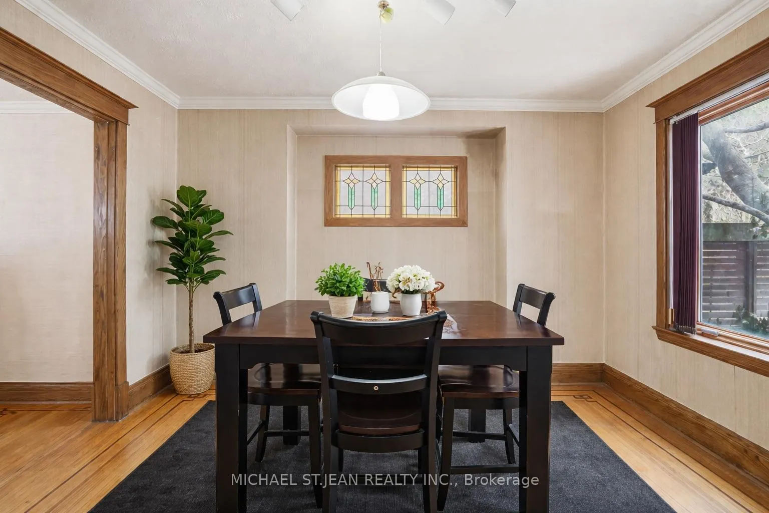 Photo 10 of 88 Cline Avenue N, Hamilton, Westdale — HOMEH
