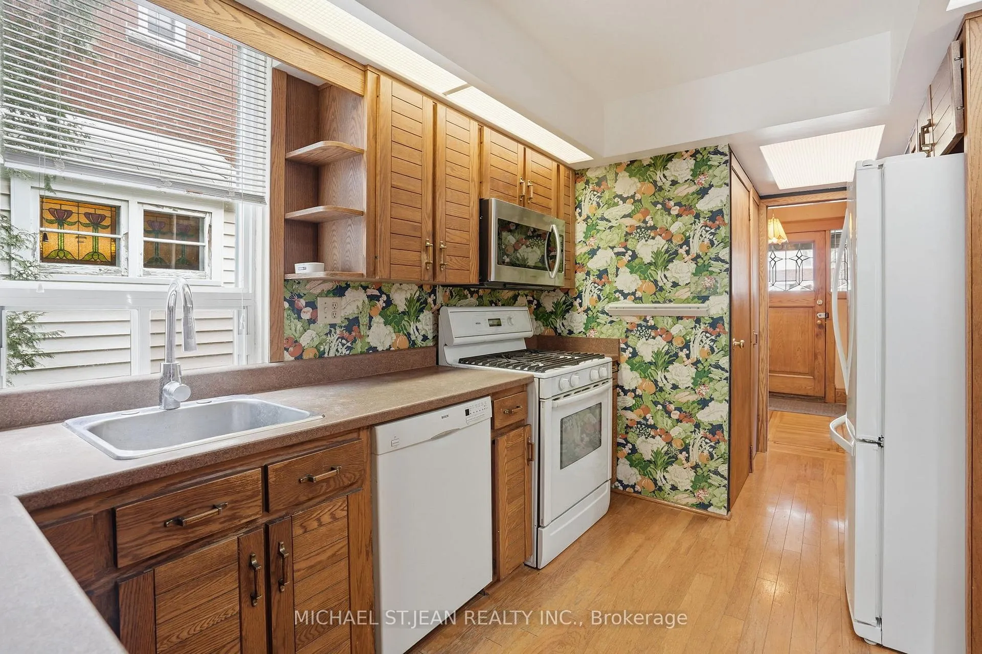 Photo 15 of 88 Cline Avenue N, Hamilton, Westdale — HOMEH