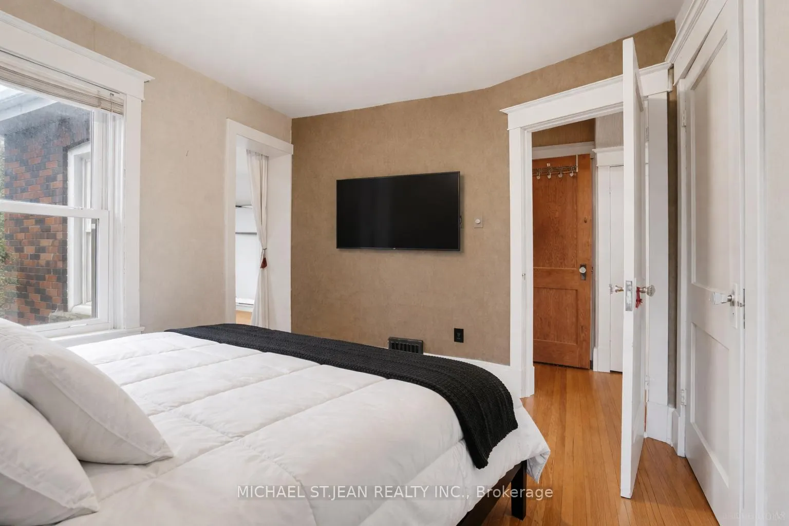 Photo 23 of 88 Cline Avenue N, Hamilton, Westdale — HOMEH