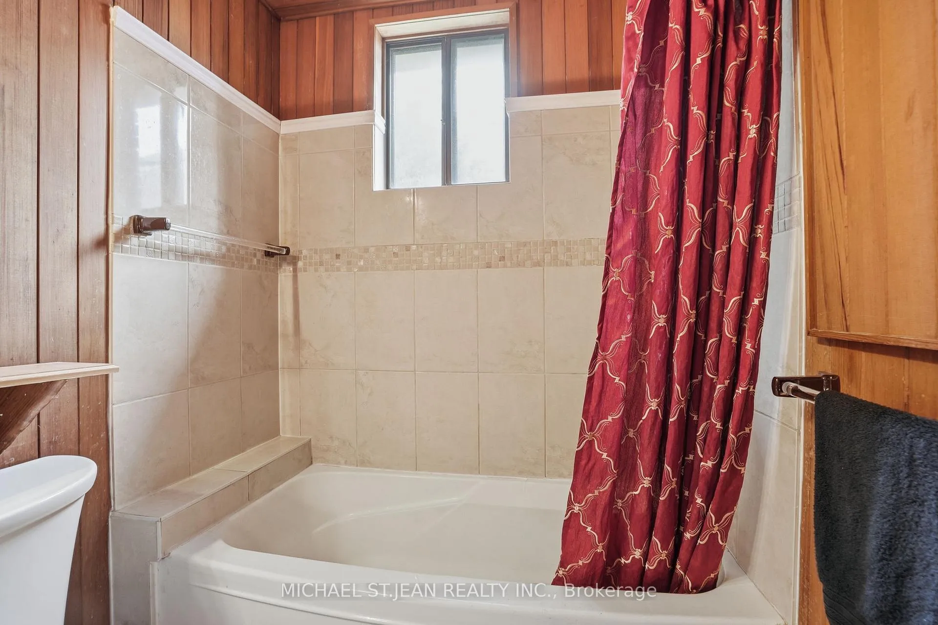 Photo 28 of 88 Cline Avenue N, Hamilton, Westdale — HOMEH