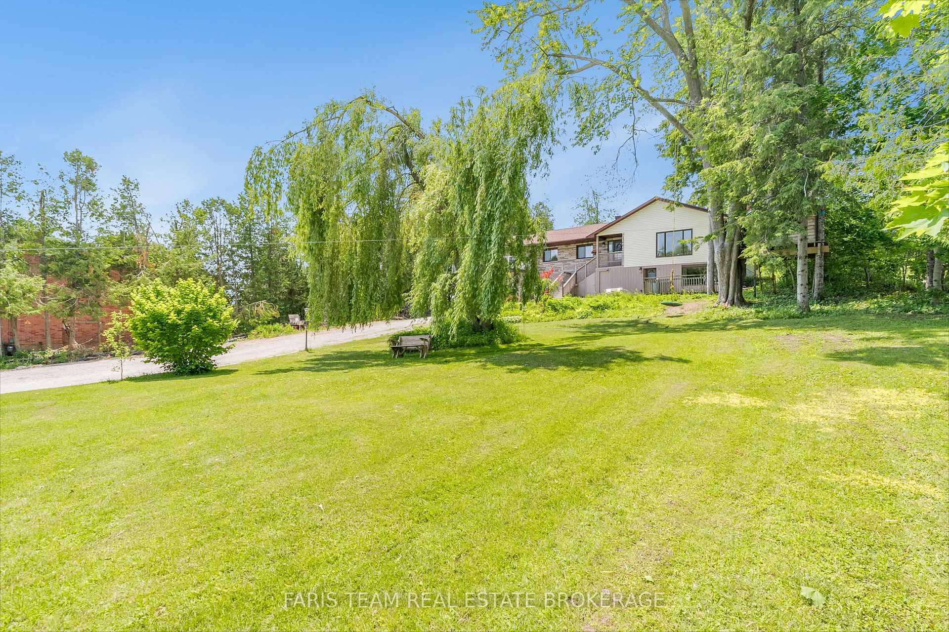 Photo 3 of 6234 Yonge Street, Innisfil, Churchill — HOMEH