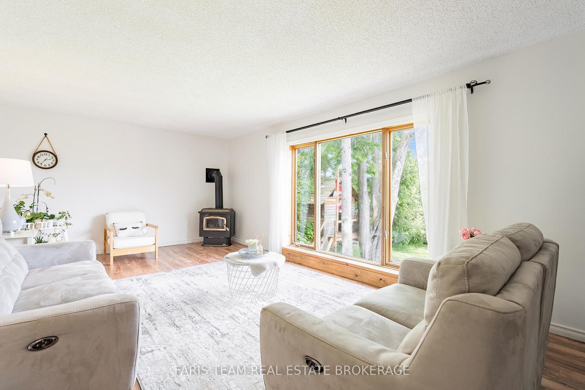 Photo 12 of 6234 Yonge Street, Innisfil, Churchill — HOMEH