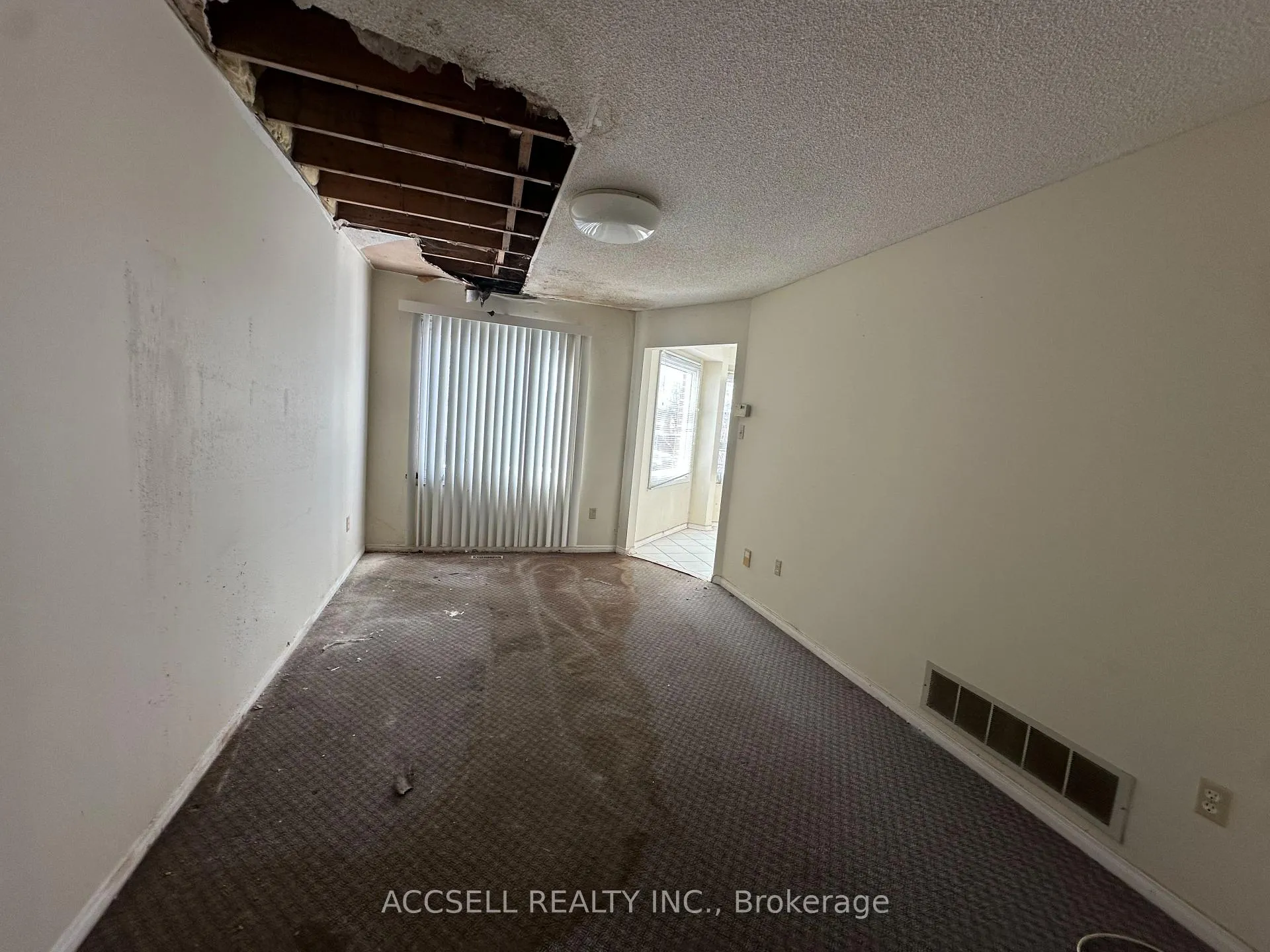Photo 6 of 6255 Camgreen Circle, Mississauga, East Credit — HOMEH