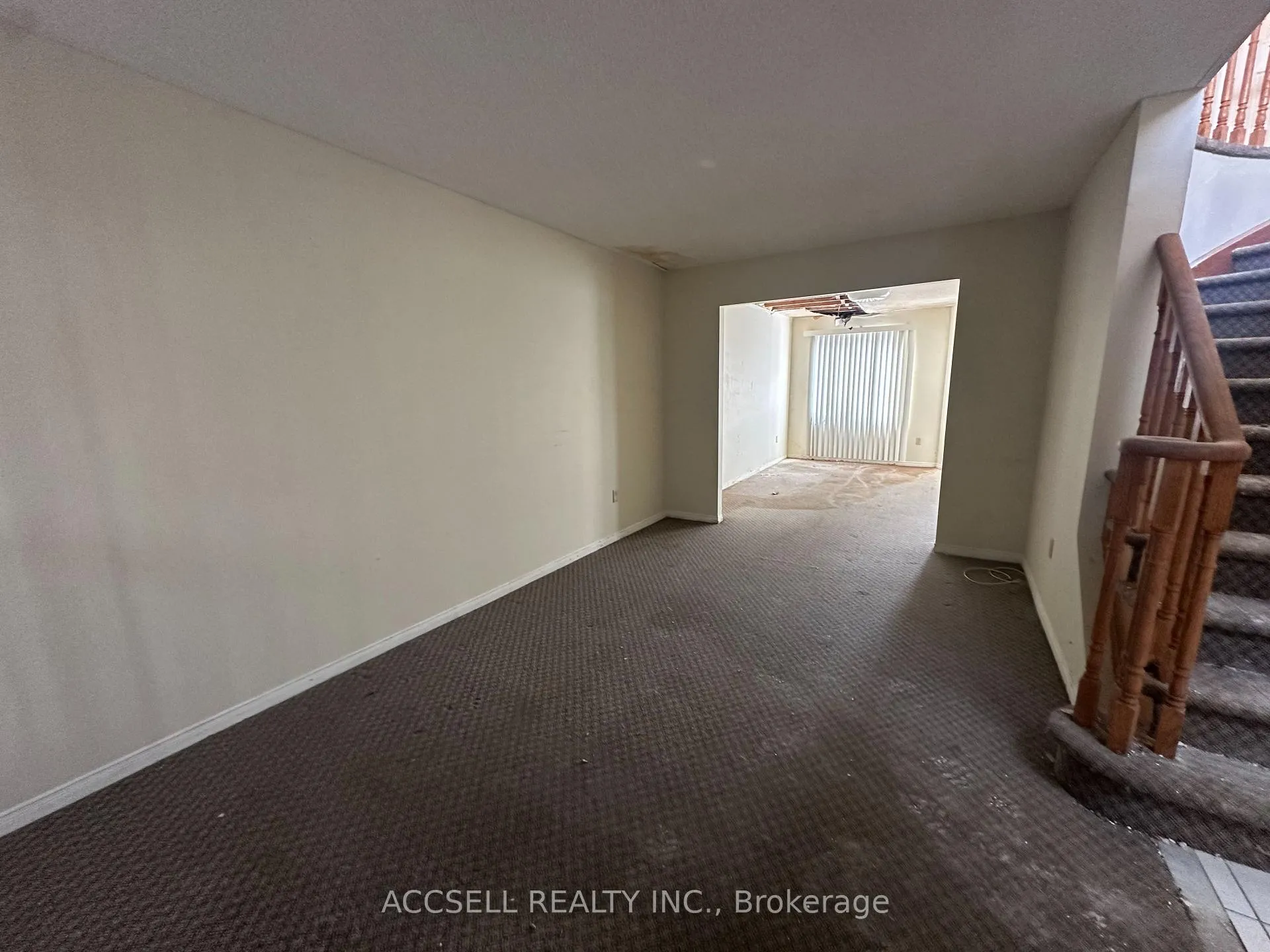 Photo 7 of 6255 Camgreen Circle, Mississauga, East Credit — HOMEH