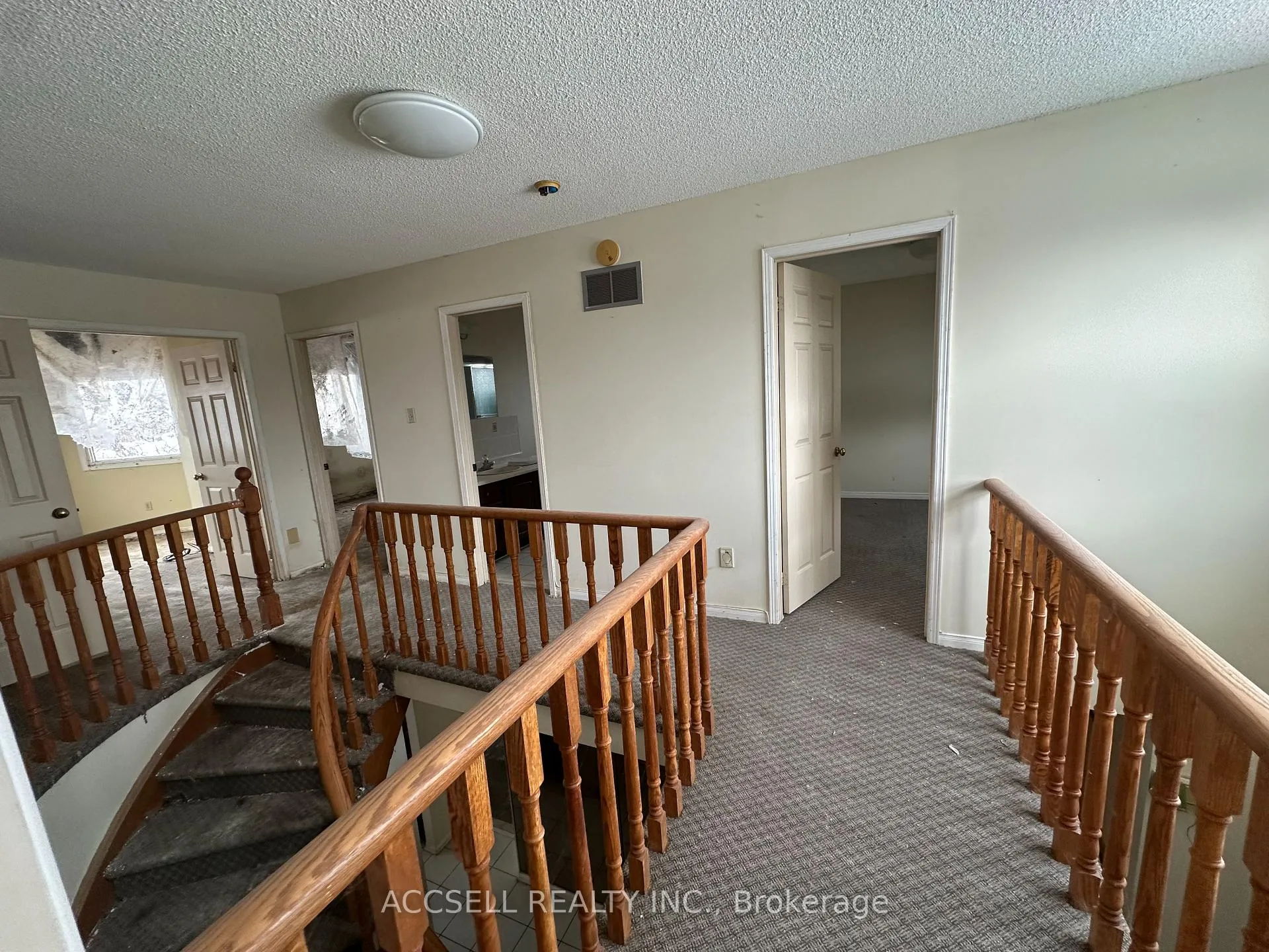 Photo 24 of 6255 Camgreen Circle, Mississauga, East Credit — HOMEH