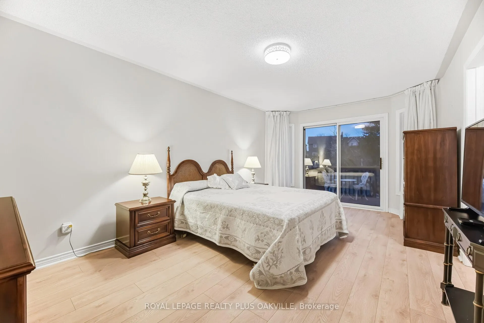 Photo 22 of 3395 Trelawny Circle, Mississauga, Lisgar — HOMEH