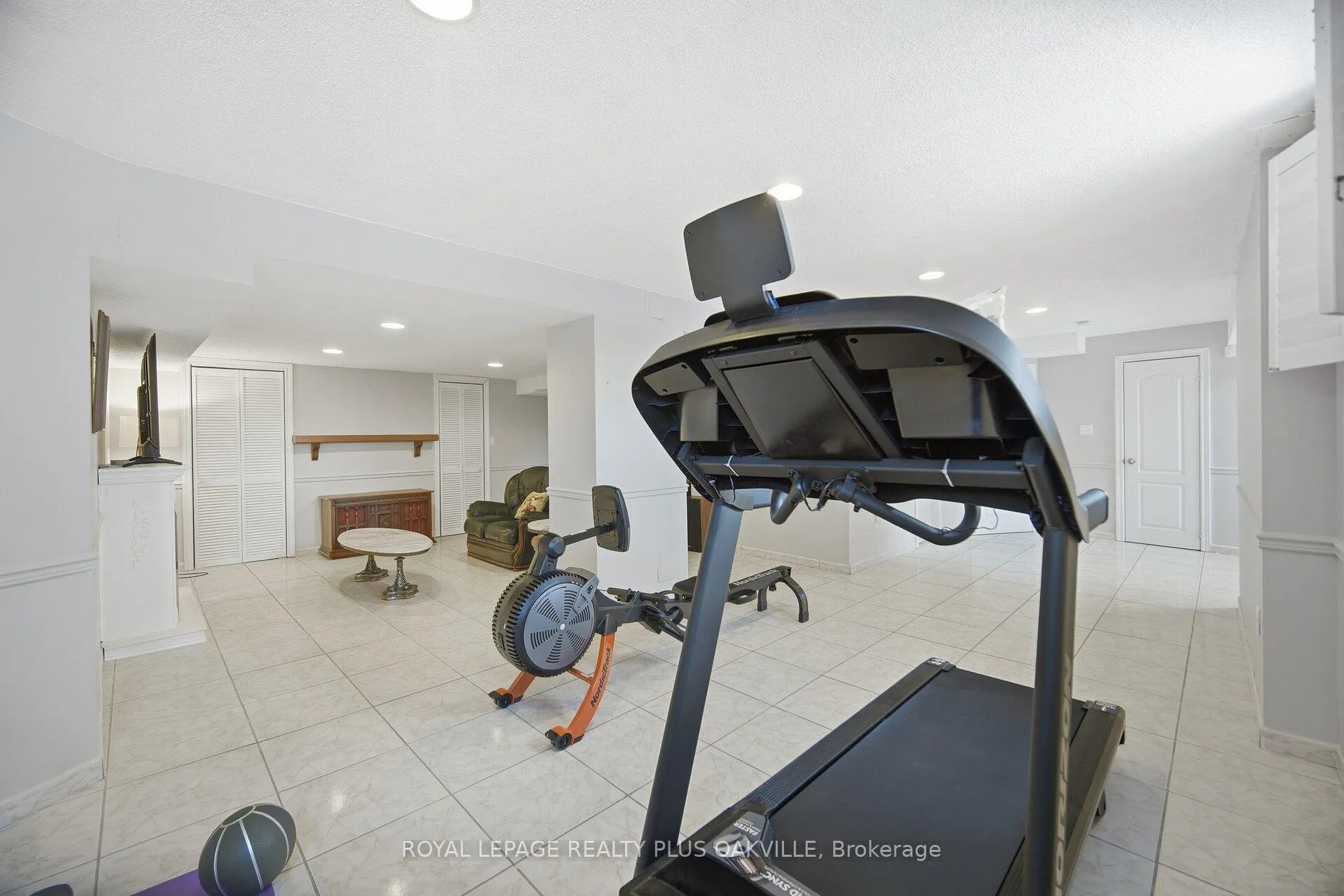 Photo 35 of 3395 Trelawny Circle, Mississauga, Lisgar — HOMEH