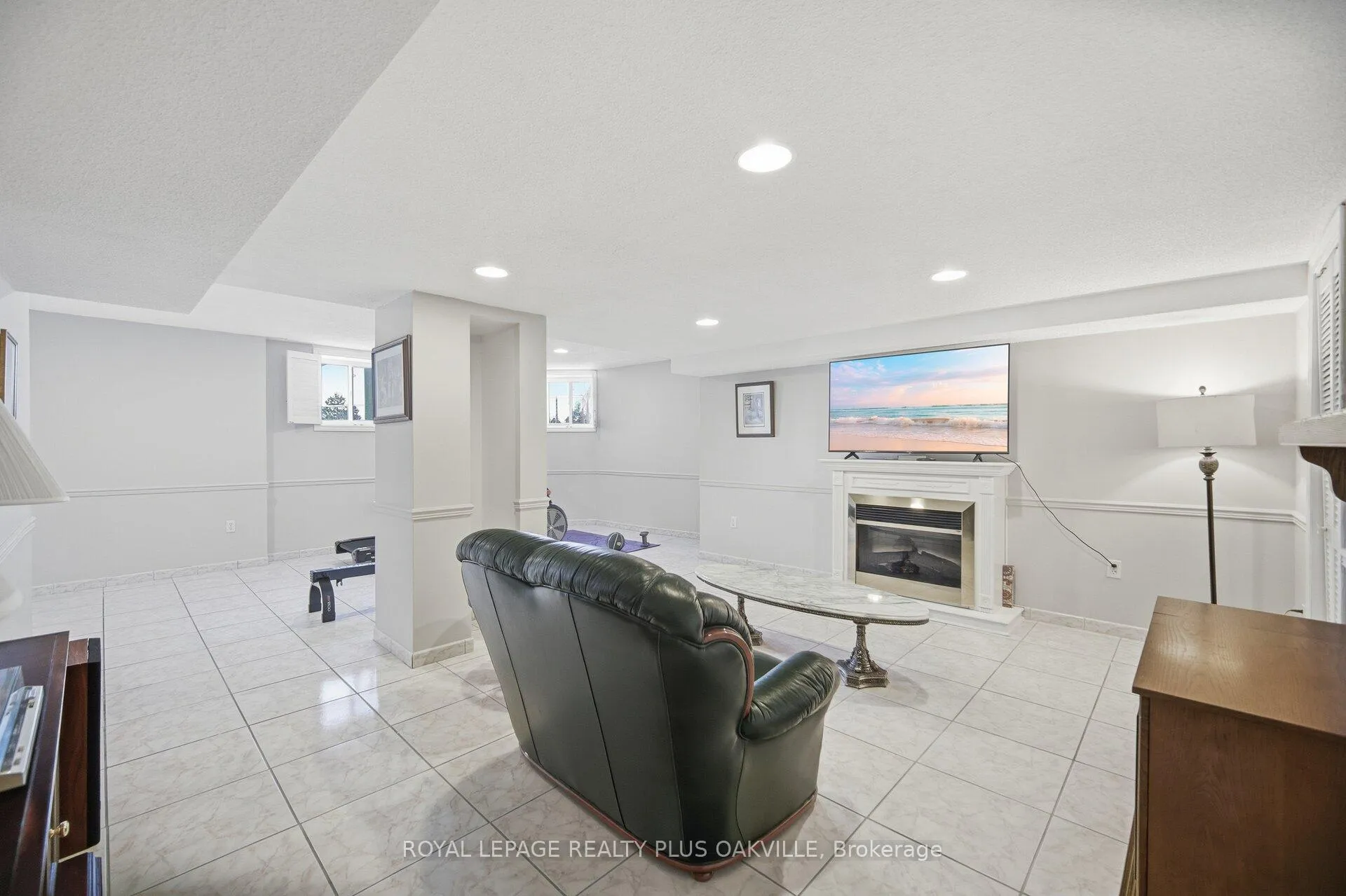 Photo 37 of 3395 Trelawny Circle, Mississauga, Lisgar — HOMEH
