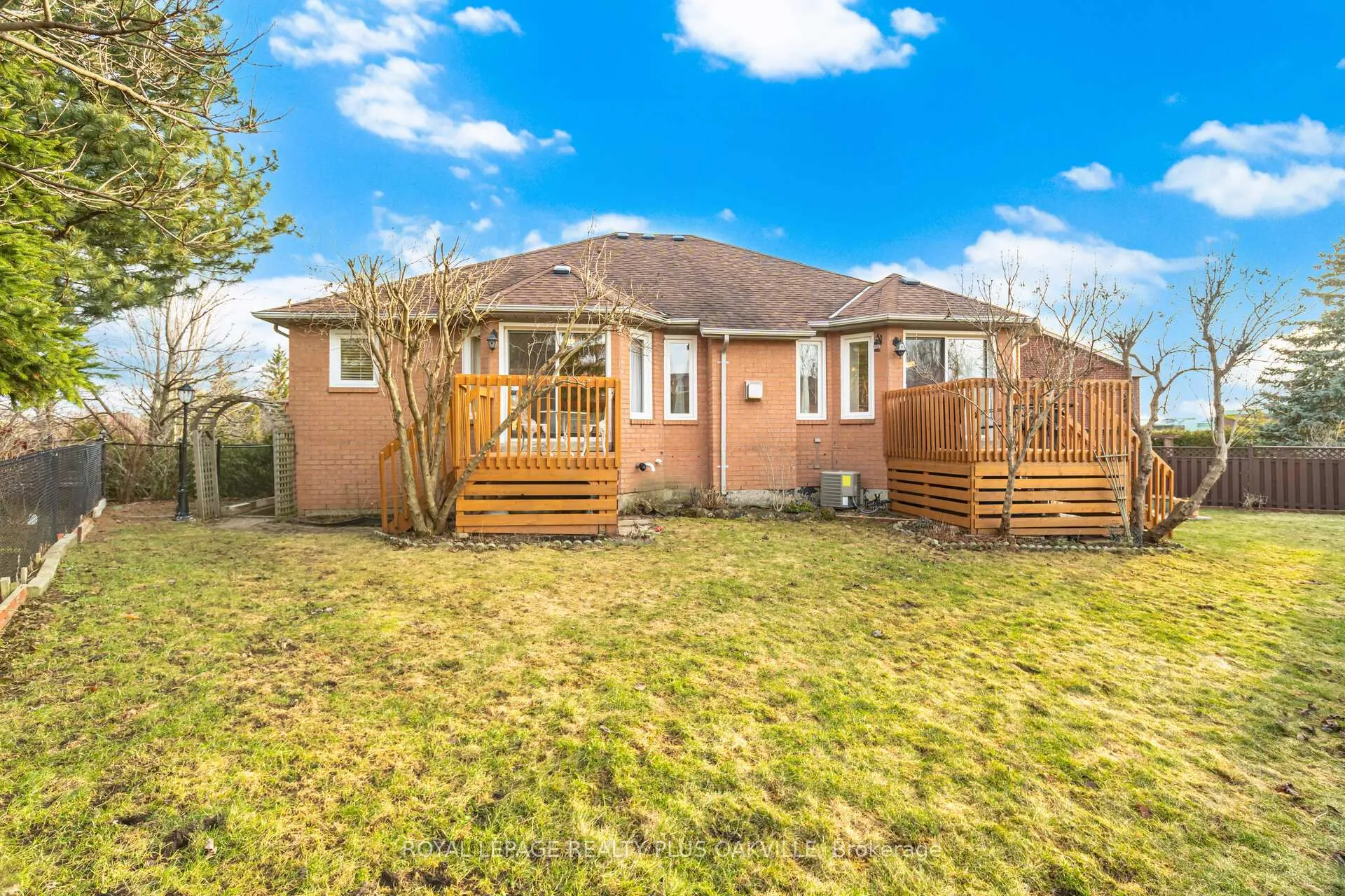 Photo 50 of 3395 Trelawny Circle, Mississauga, Lisgar — HOMEH