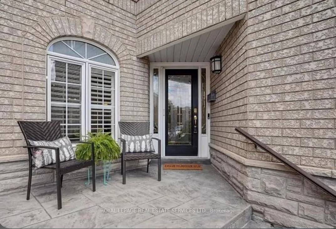 Photo 2 of 5649 Condor Place, Mississauga, East Credit — HOMEH