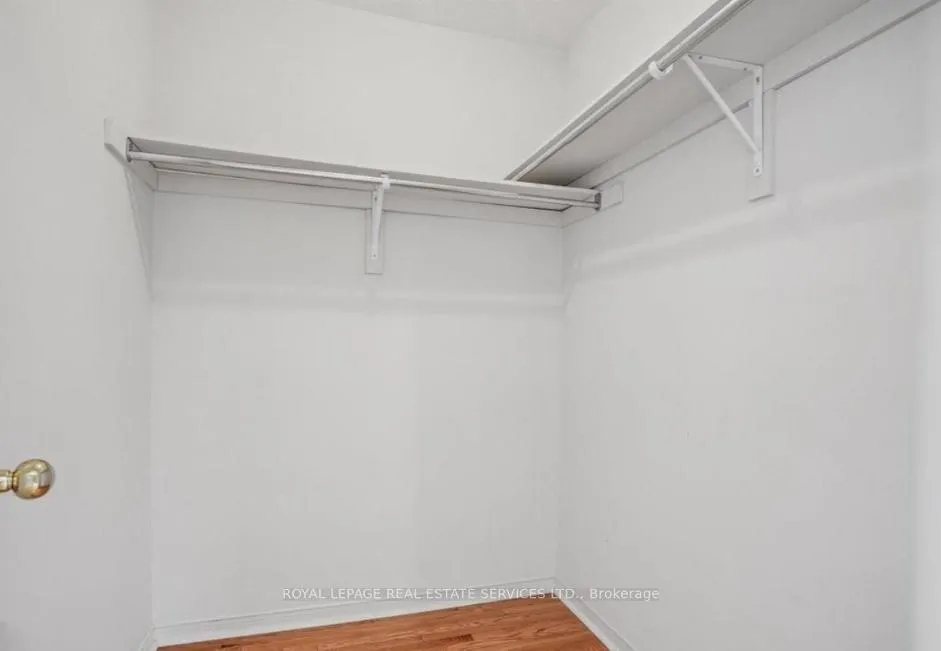Photo 7 of 5649 Condor Place, Mississauga, East Credit — HOMEH