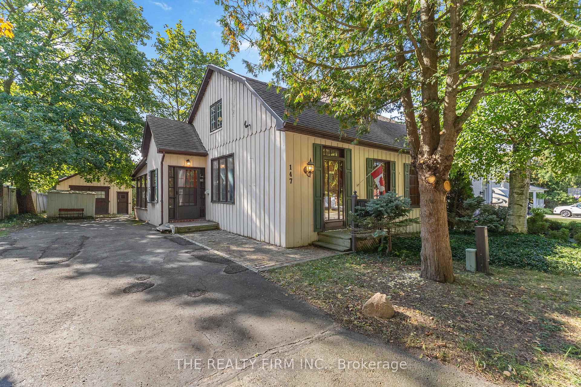 Photo 1 of 147 Princess Street, Lucan Biddulph, Lucan — HOMEH