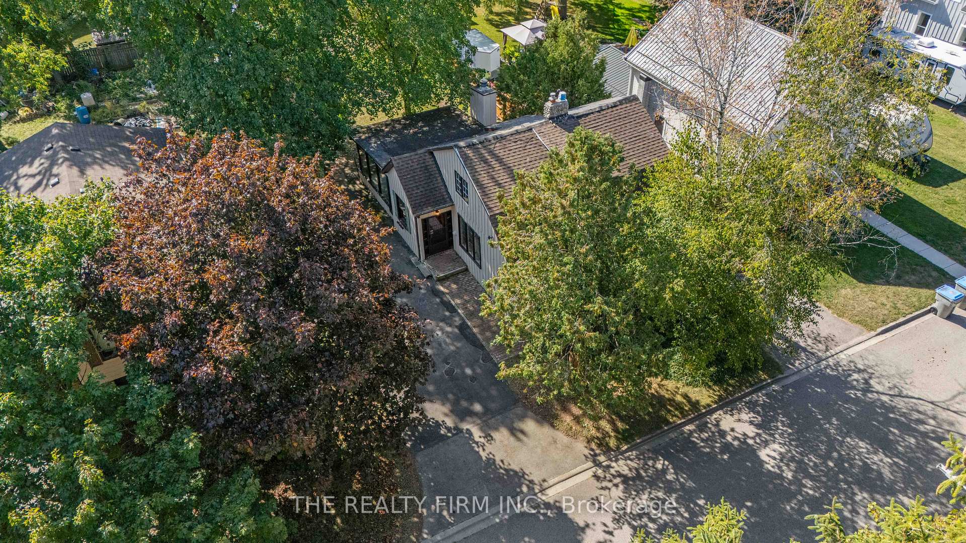 Photo 46 of 147 Princess Street, Lucan Biddulph, Lucan — HOMEH