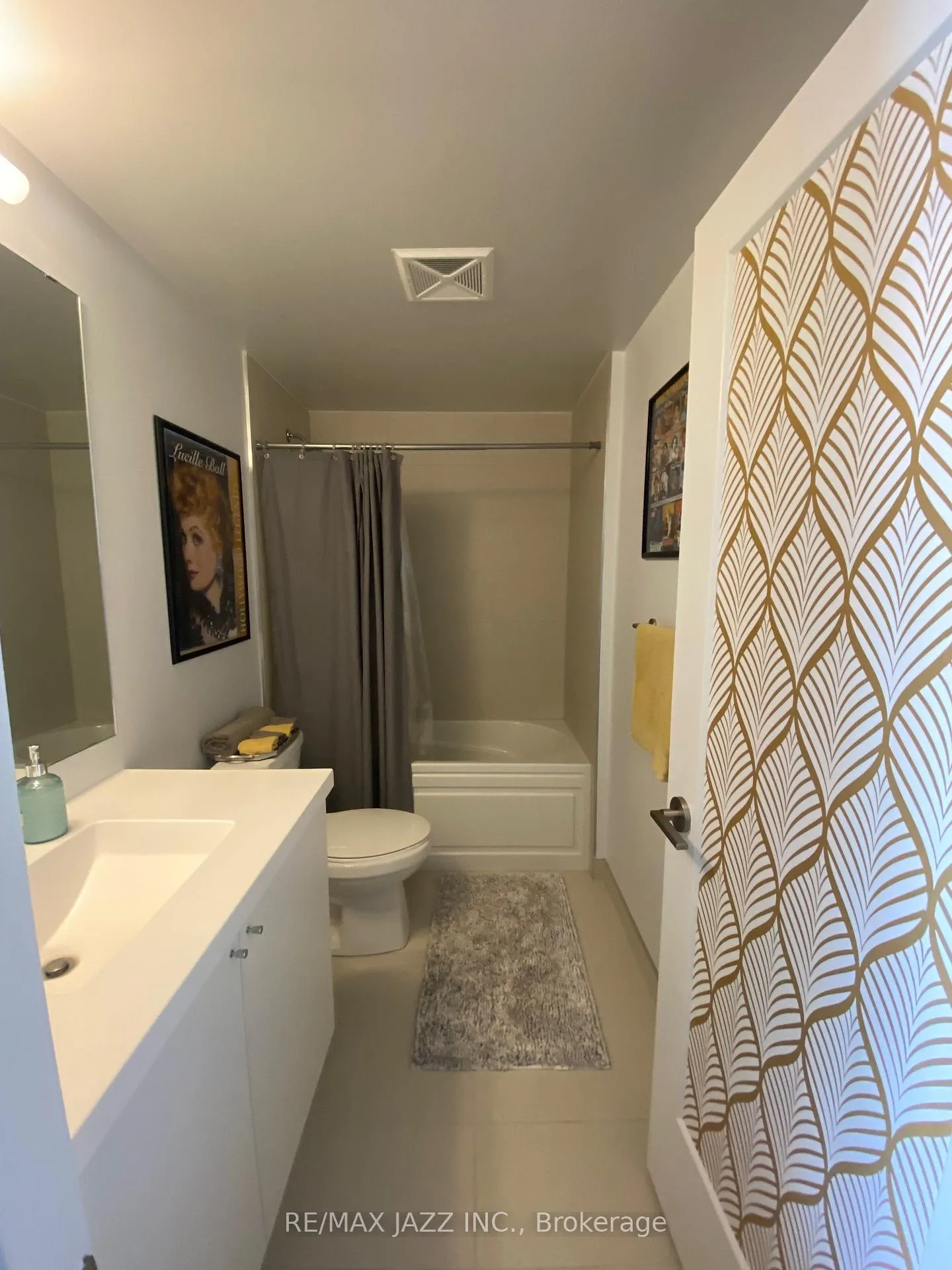 Photo 9 of Unit 1716, 2550 Simcoe Street N, Oshawa, Windfields — HOMEH