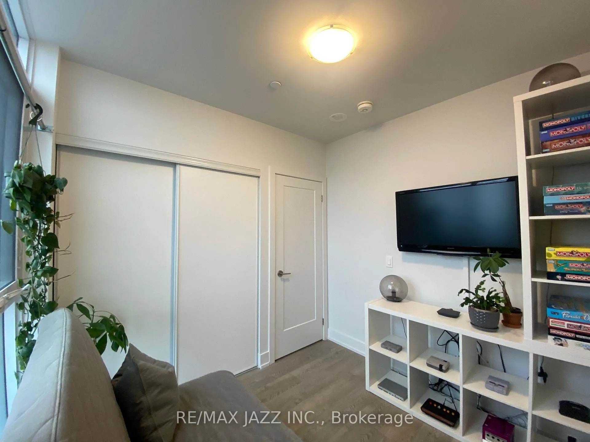 Photo 12 of Unit 1716, 2550 Simcoe Street N, Oshawa, Windfields — HOMEH