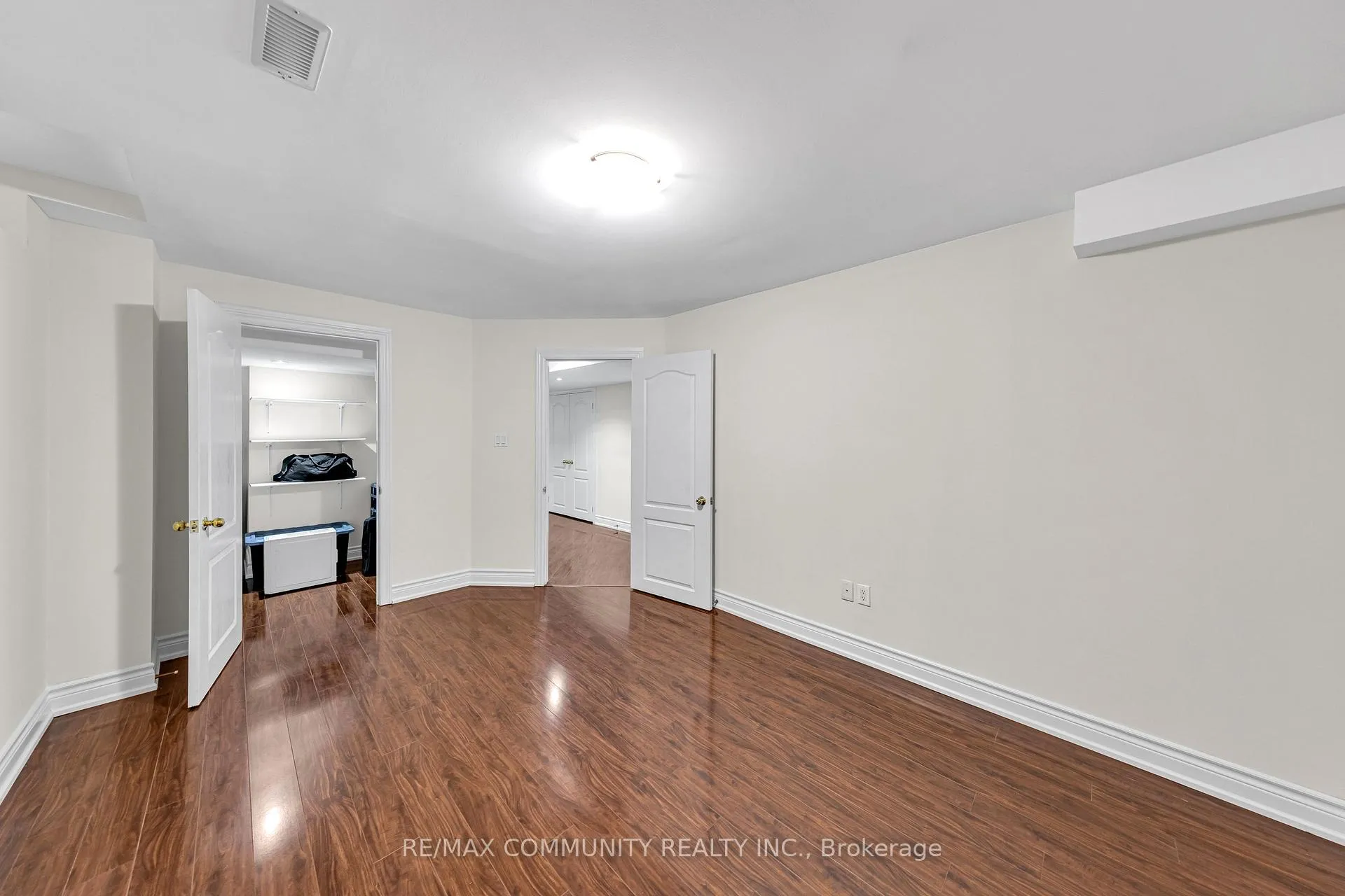 Photo 11 of 17 Rouge Bank Drive, Markham, Legacy — HOMEH
