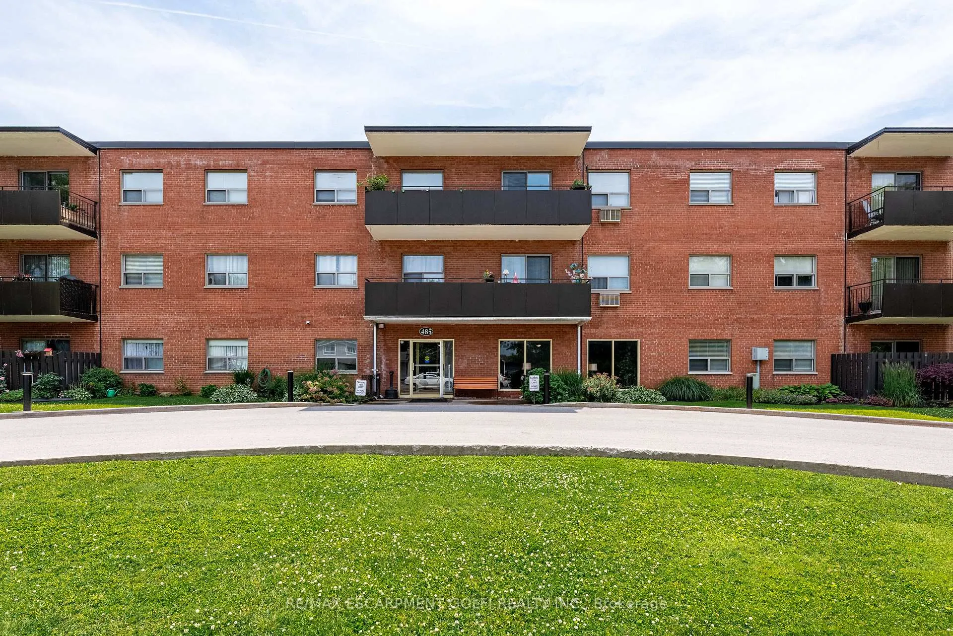 Photo 2 of Unit 211, 485 Thorold Road, Welland, Prince Charles — HOMEH