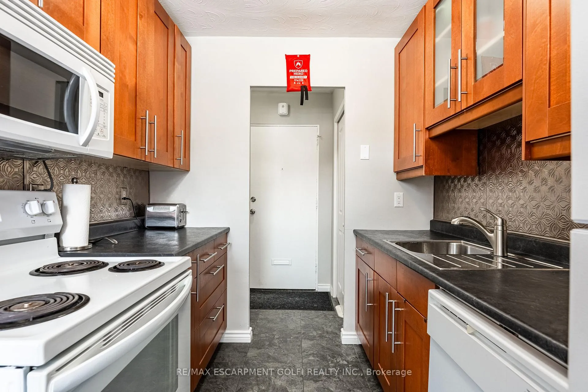 Photo 4 of Unit 211, 485 Thorold Road, Welland, Prince Charles — HOMEH