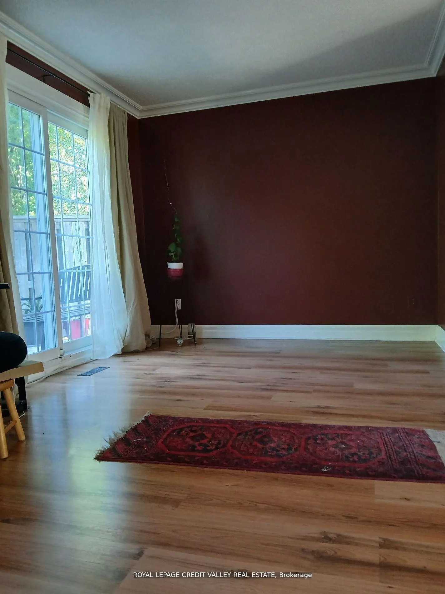 Photo 5 of 24 Sutter Avenue, Brampton, Heart Lake West — HOMEH