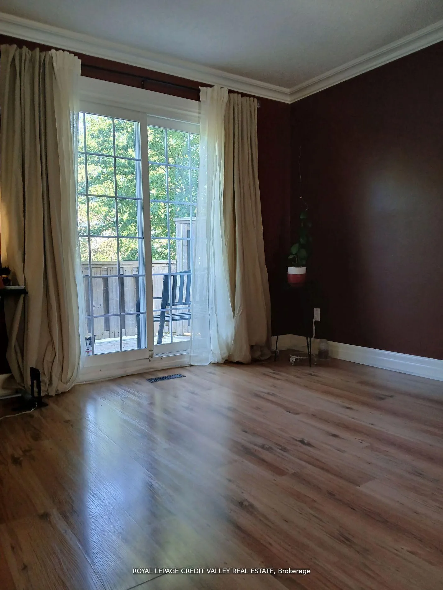 Photo 7 of 24 Sutter Avenue, Brampton, Heart Lake West — HOMEH