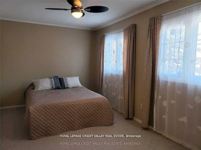 Photo 17 of 24 Sutter Avenue, Brampton, Heart Lake West — HOMEH