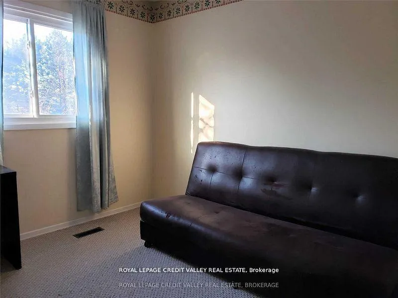 Photo 19 of 24 Sutter Avenue, Brampton, Heart Lake West — HOMEH