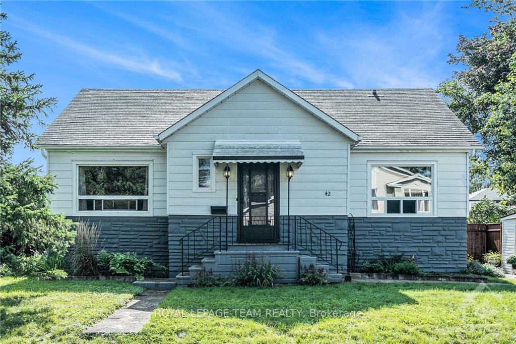 Photo 3 of 42 Cote Des Neiges Road, Ottawa, Meadowlands/St. Claire Gardens — HOMEH