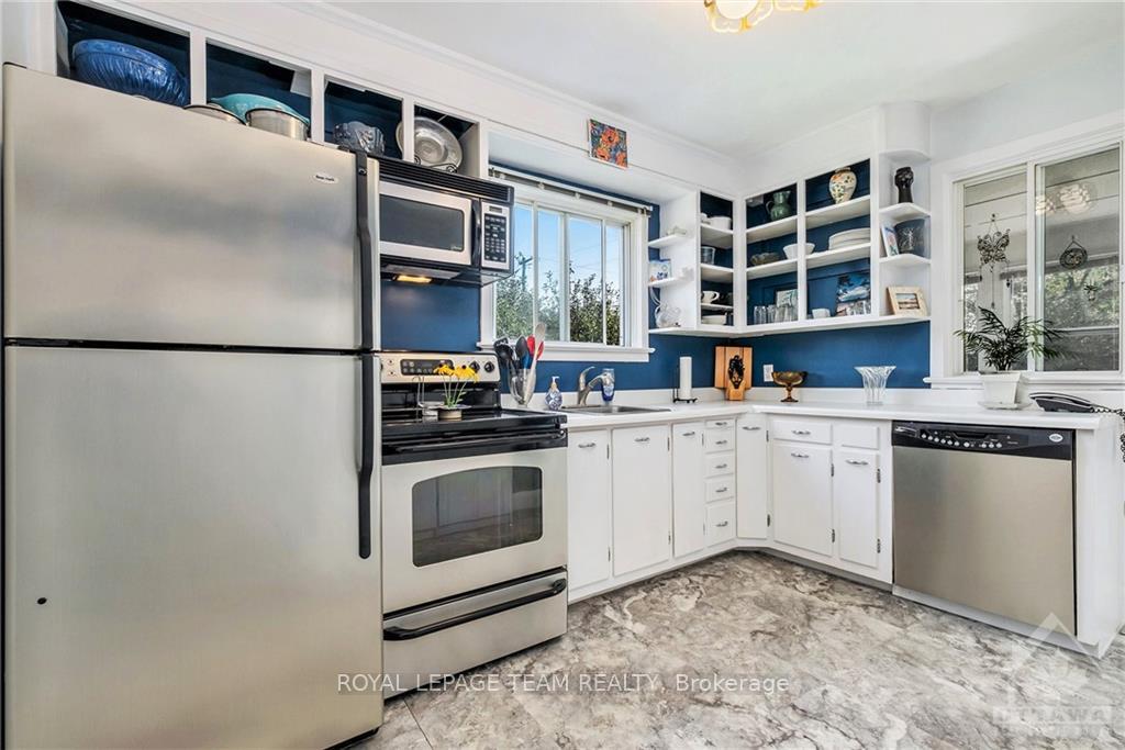 Photo 4 of 42 Cote Des Neiges Road, Ottawa, Meadowlands/St. Claire Gardens — HOMEH
