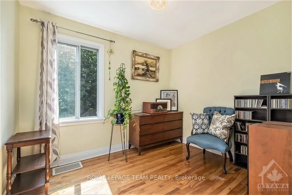 Photo 13 of 42 Cote Des Neiges Road, Ottawa, Meadowlands/St. Claire Gardens — HOMEH