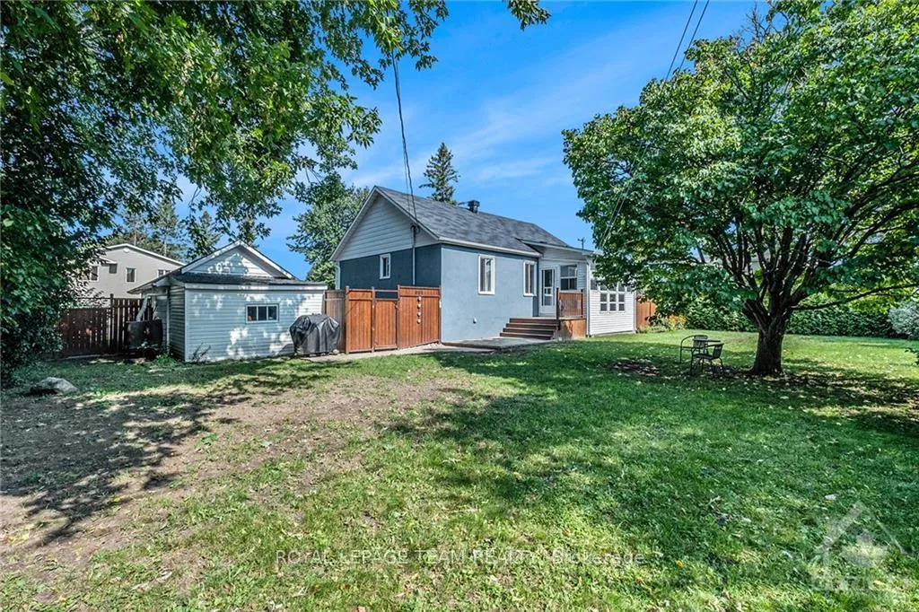 Photo 14 of 42 Cote Des Neiges Road, Ottawa, Meadowlands/St. Claire Gardens — HOMEH