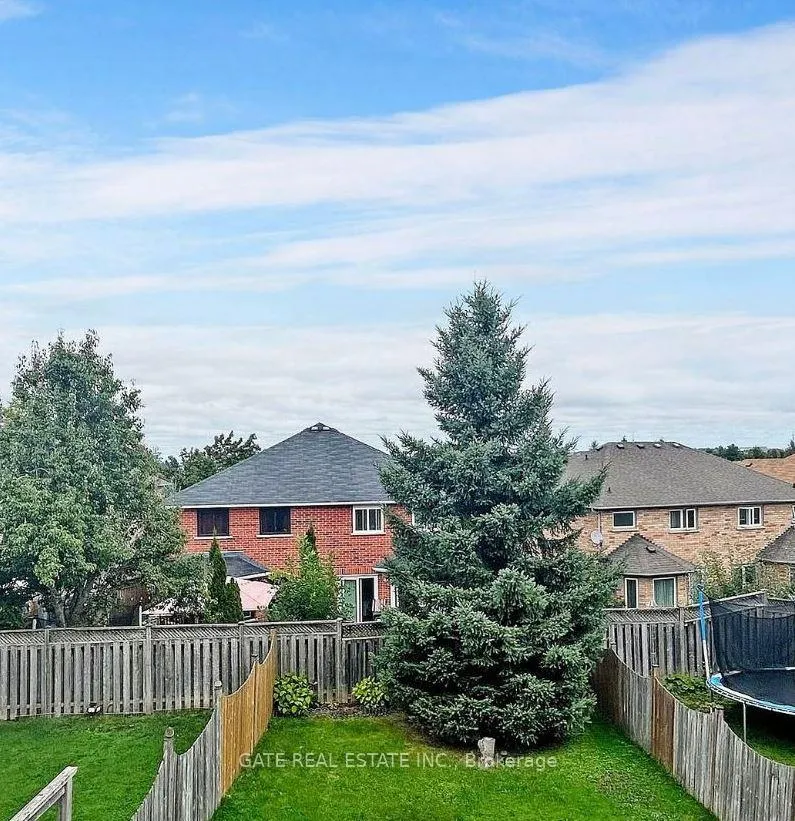 Photo 7 of 91 Primeau Drive, Aurora, Aurora Grove — HOMEH