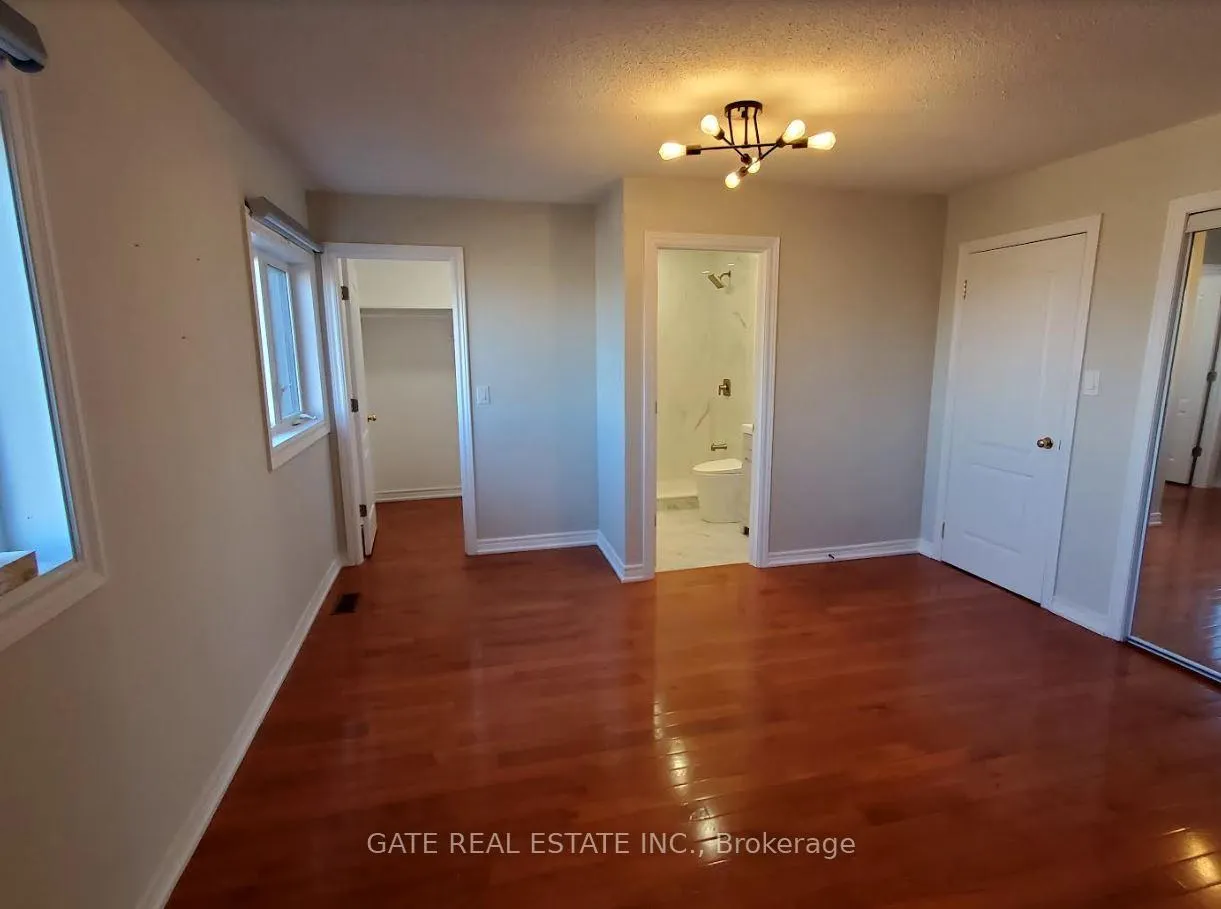 Photo 9 of 91 Primeau Drive, Aurora, Aurora Grove — HOMEH